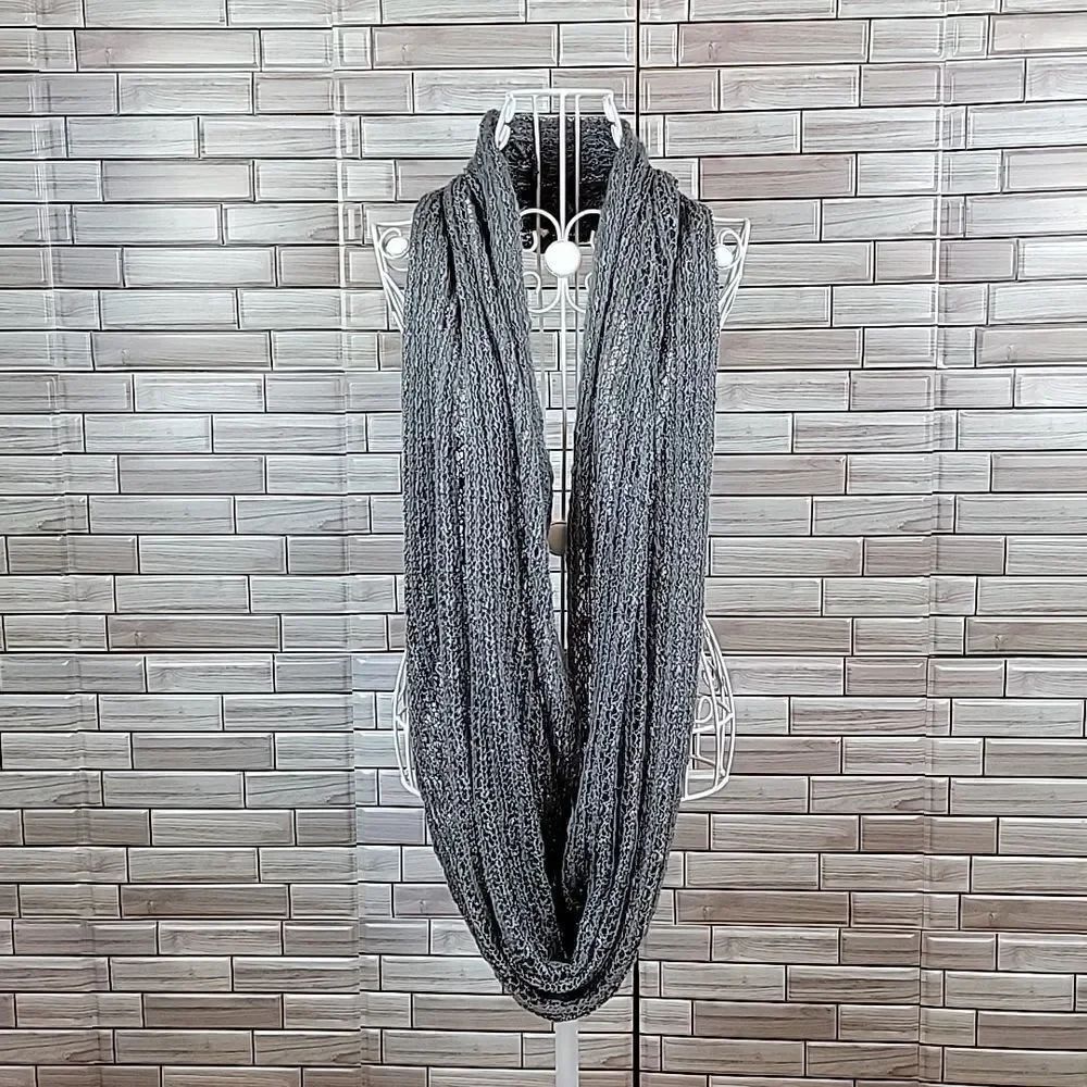 Unbranded Infinity scarf One Size